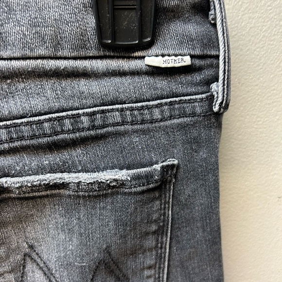 MOTHER Undone Hem Looker Ankle Jeans Size 27 - Picture 7 of 9
